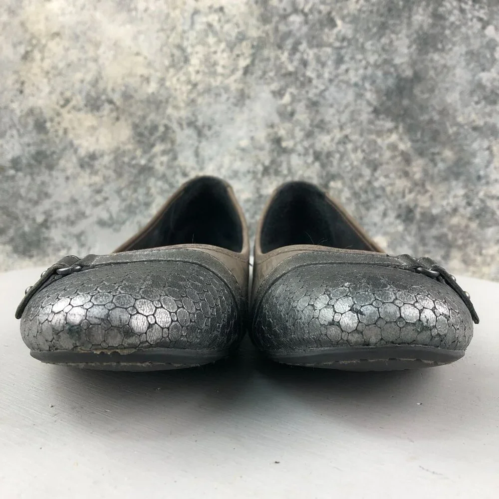 Born Women's Size 8 Masia Brown Leather Cap Toe Buckle Slip On Ballet Flats